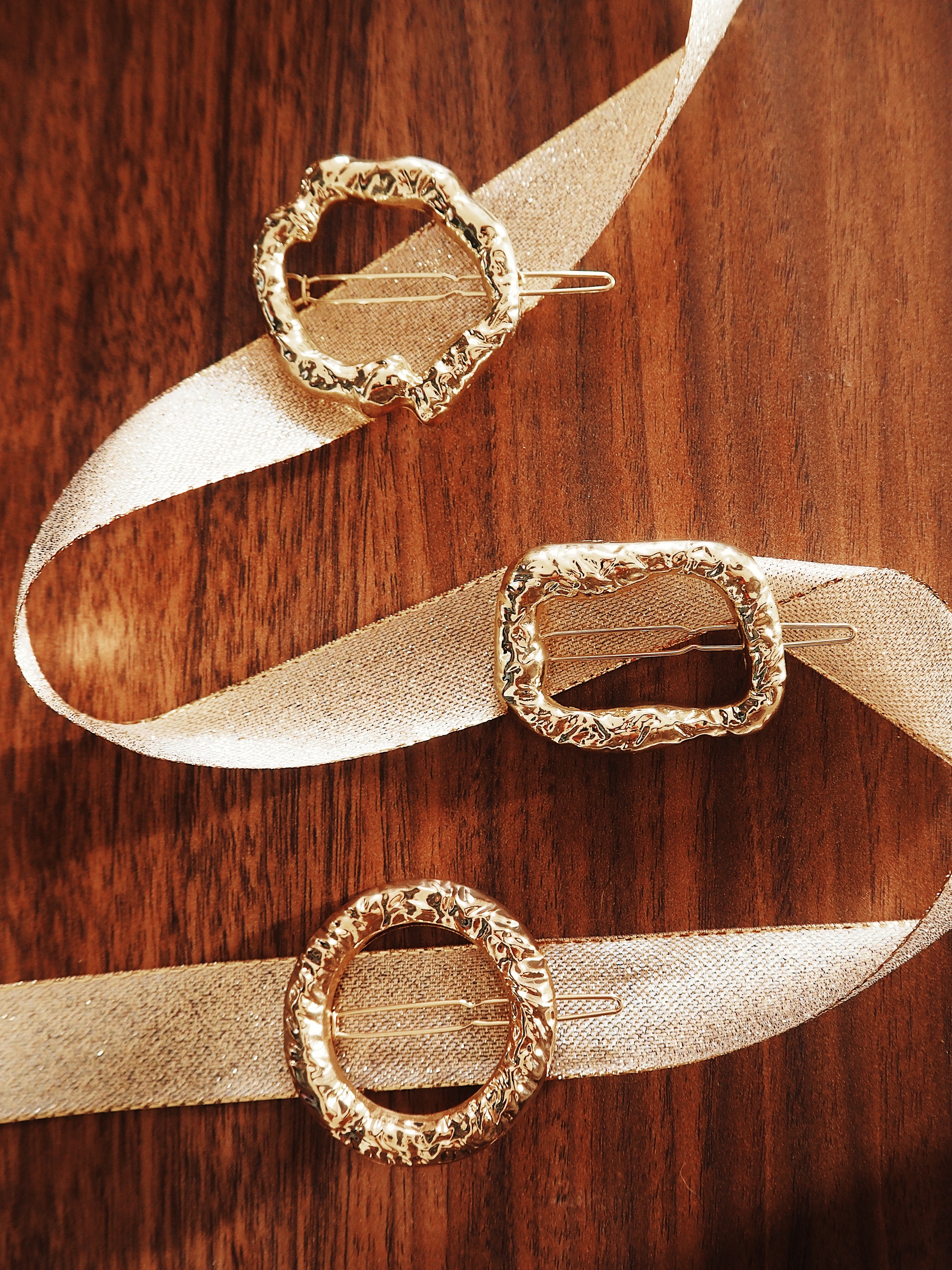 Les Barrettes Dorées N.3