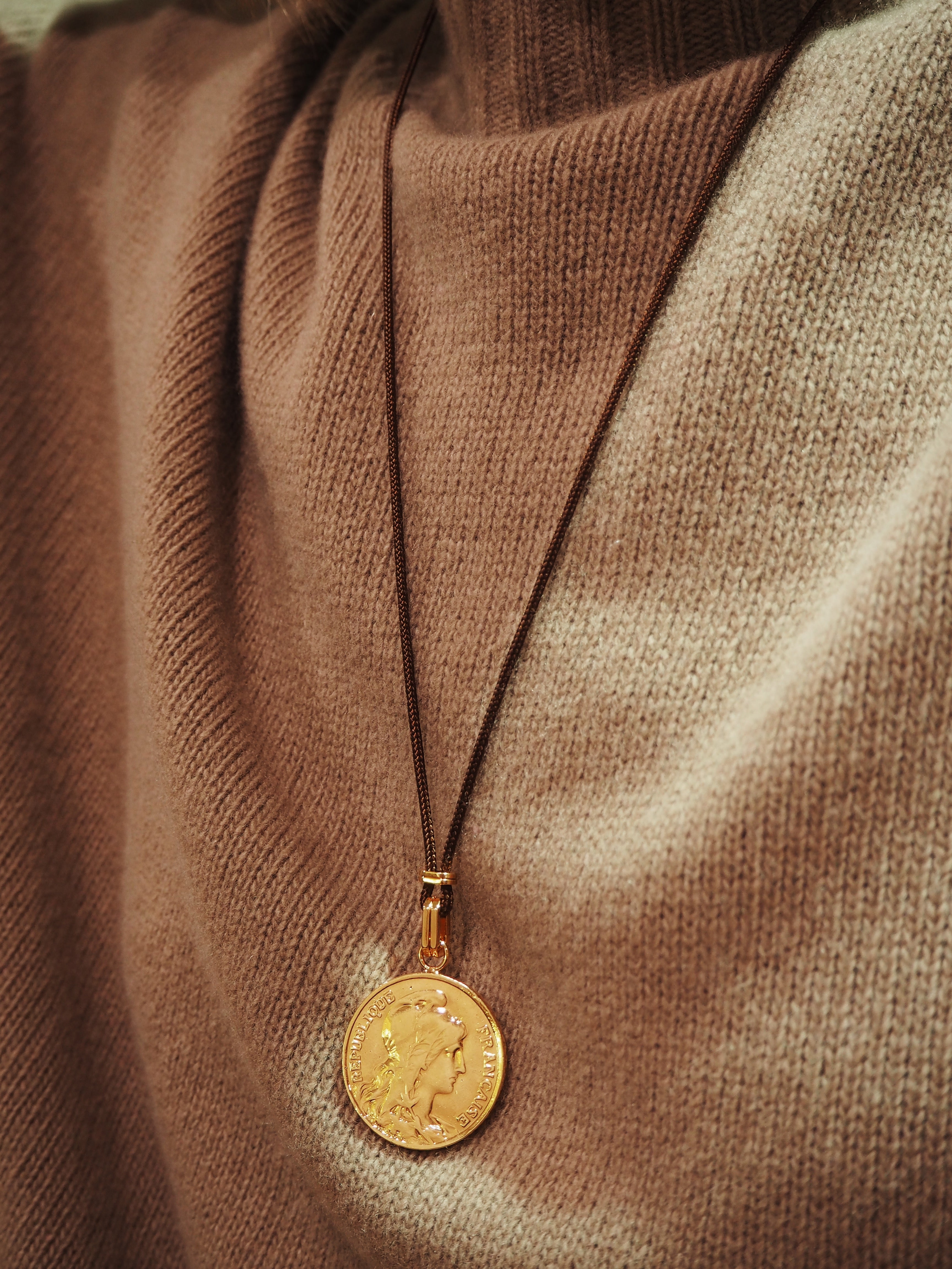 Pièce Unique N.5 - Collier Marianne chocolat