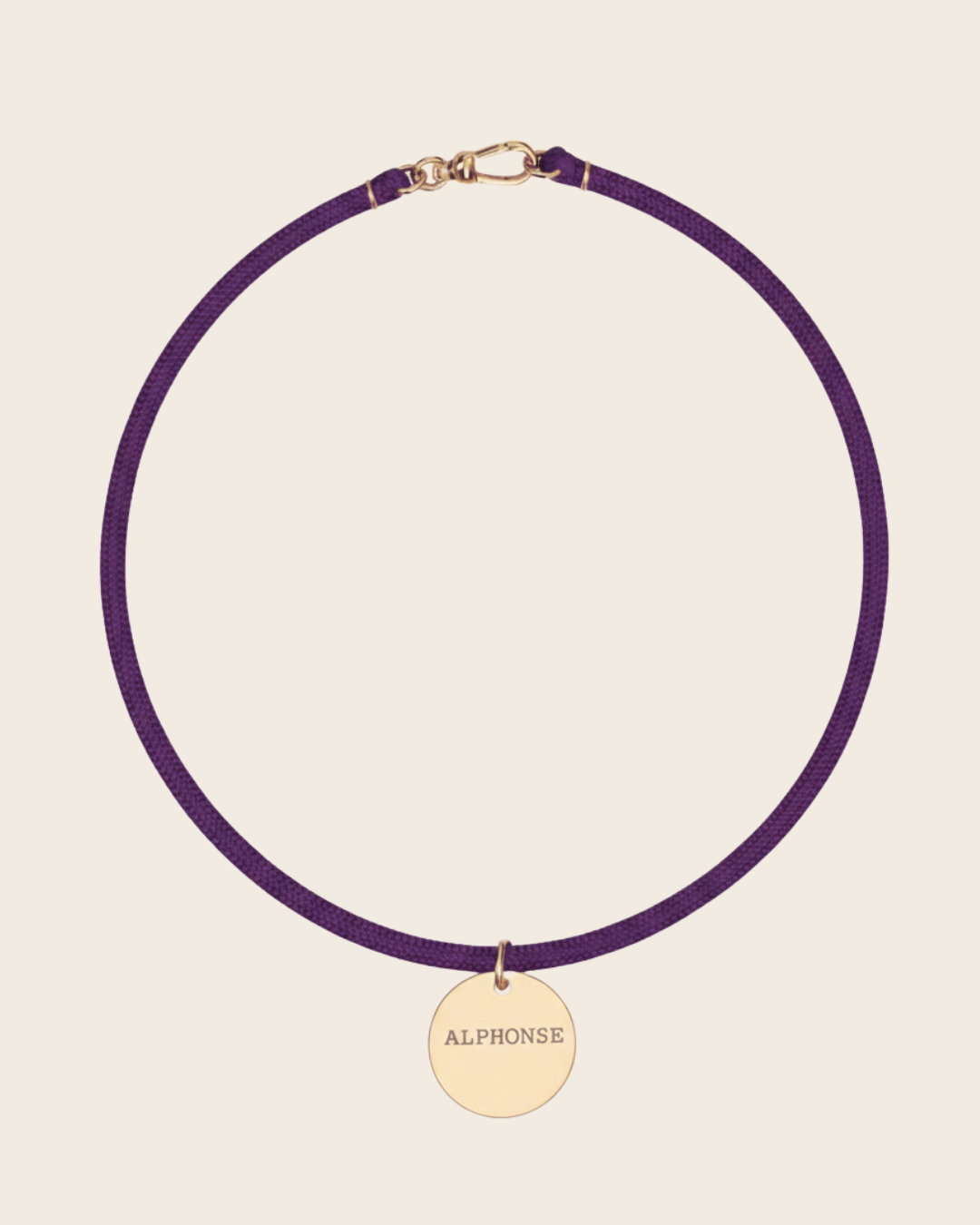 Collier médaille gravée Violet