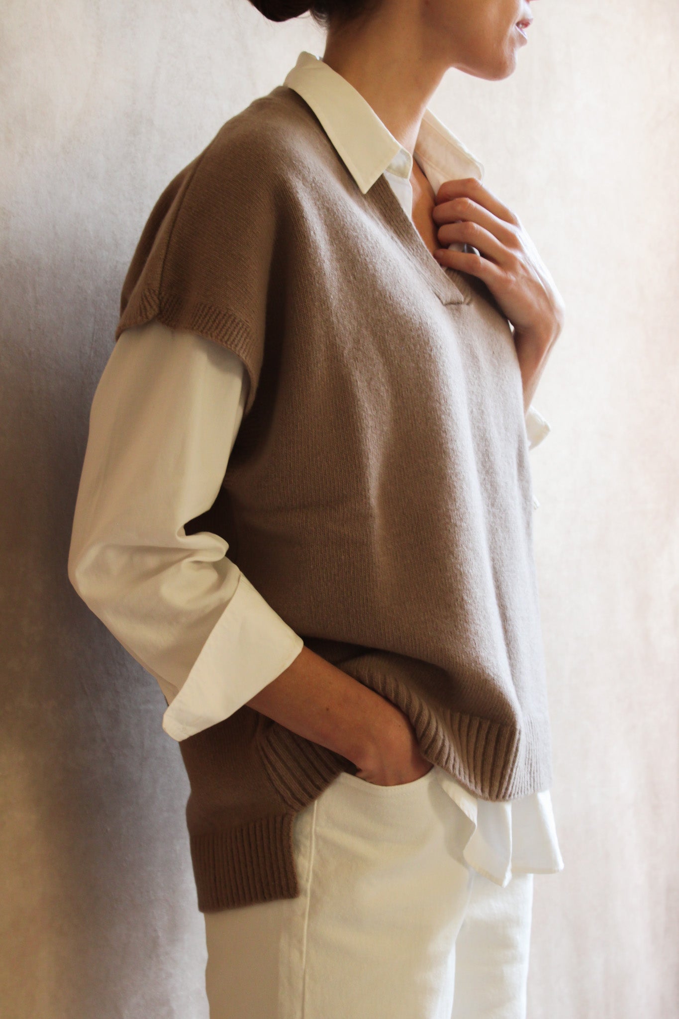 Le pull V Taupe