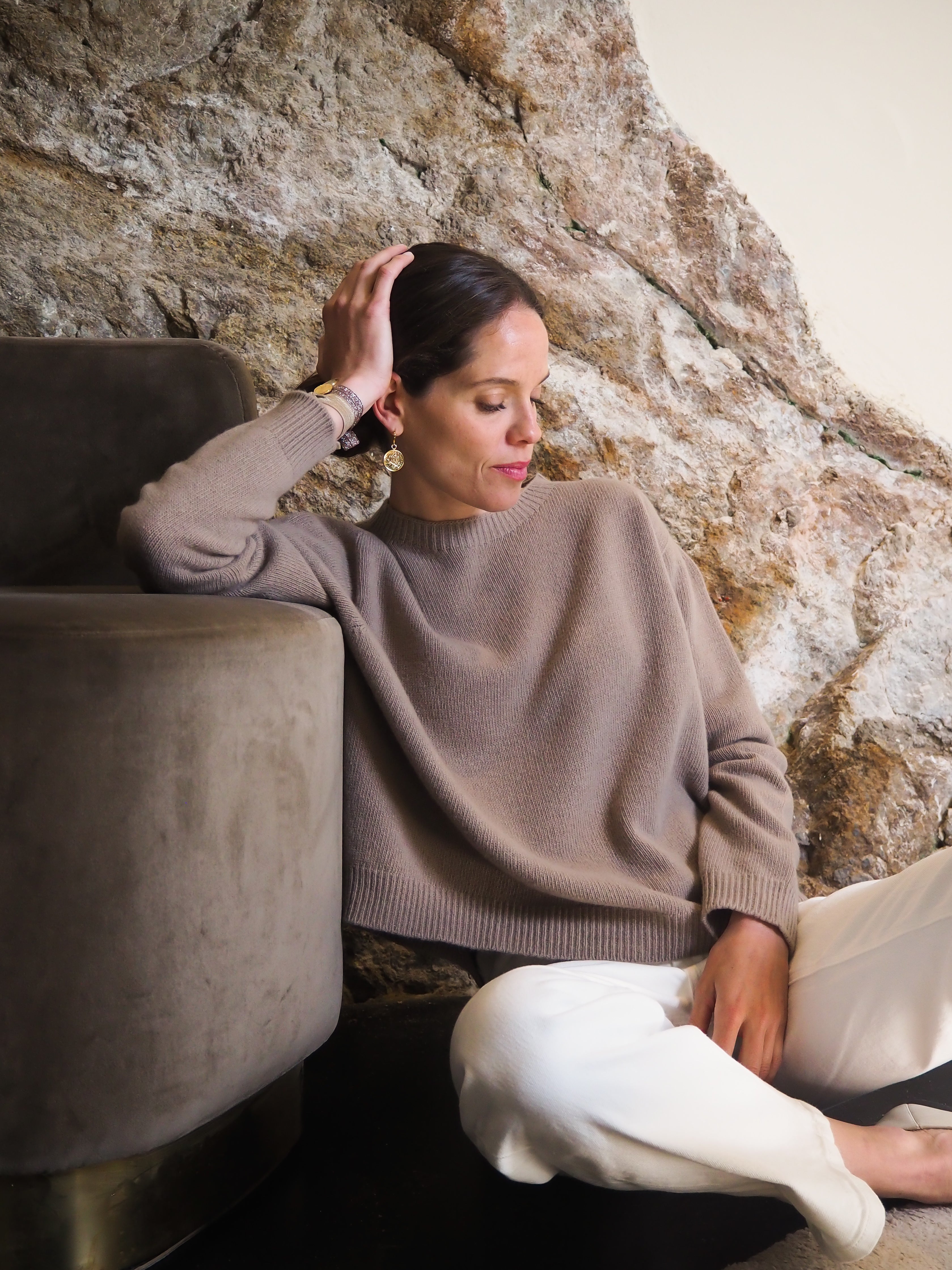 Le pull col Rond Taupe