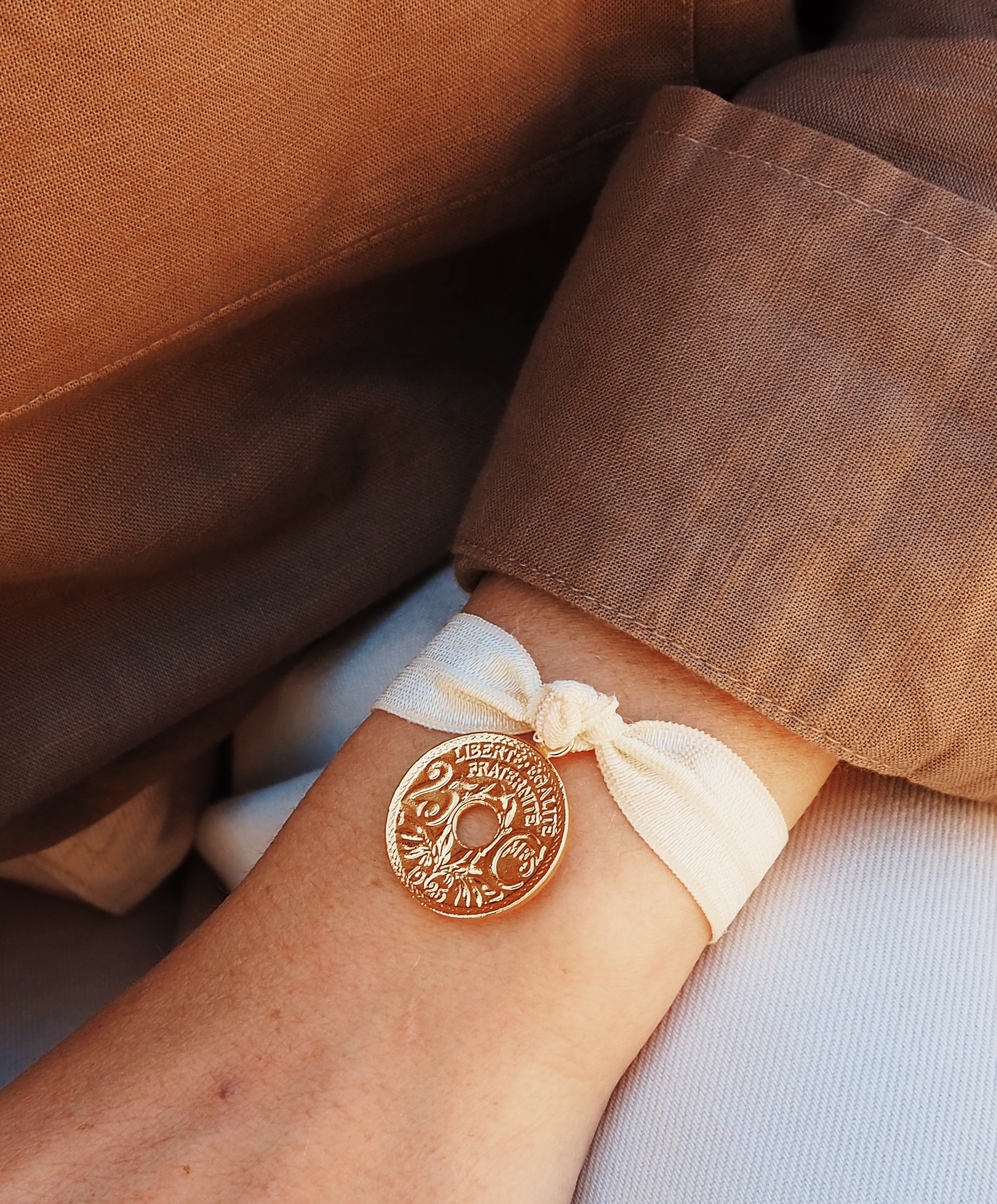 L'élastiqué Ivoire